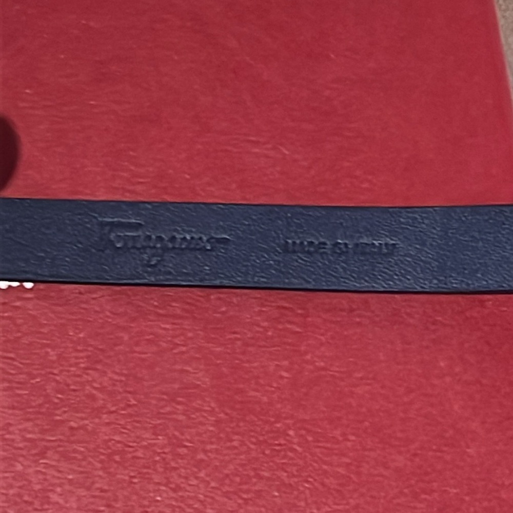 SALVATORE FERRAGAMO BLUE GANCINI LEATHER BRACELET BRAND NEW - Picture 6 of 7